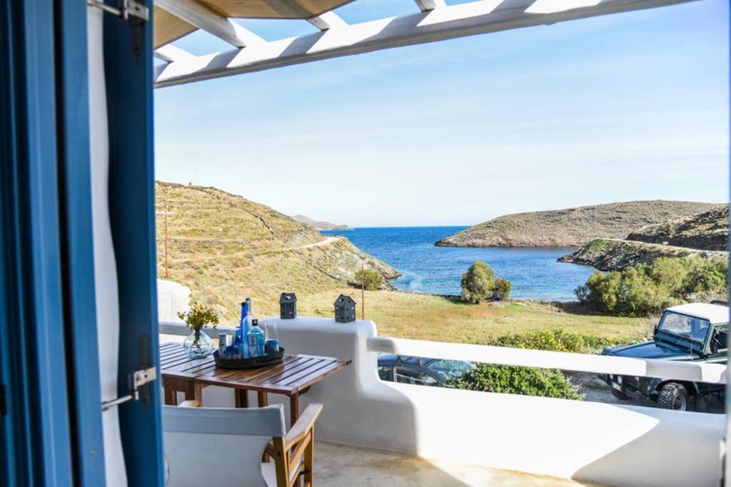 Villa Niloya Kythnos Loutra  Exterior photo